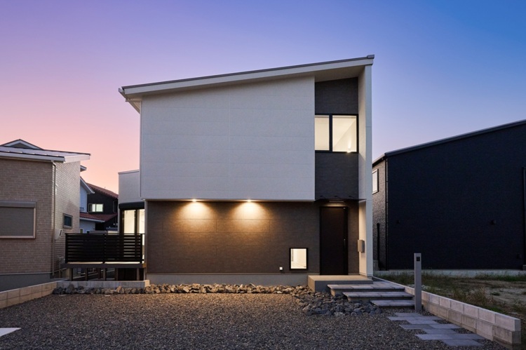 岡崎市赤渋町の新築分譲住宅『グレージュエルムスタイル』