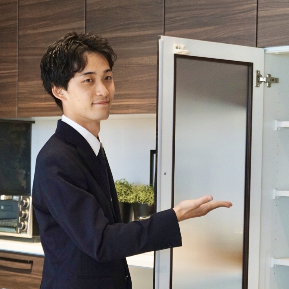 営業部秋野　快太