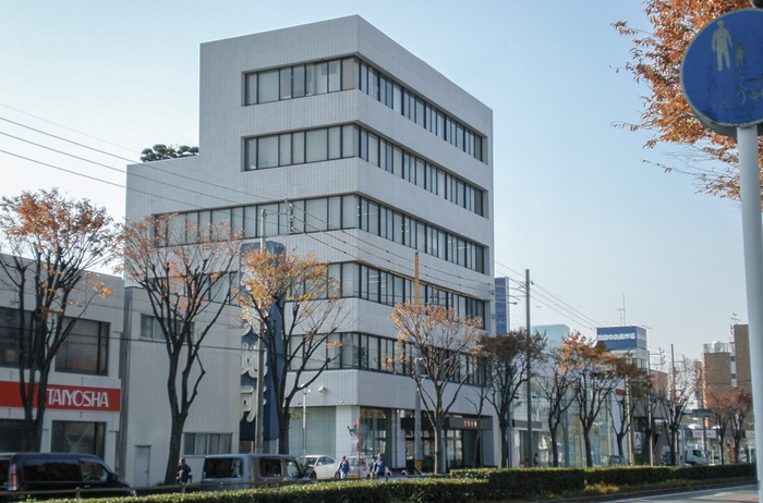 旧和光地所ショールーム