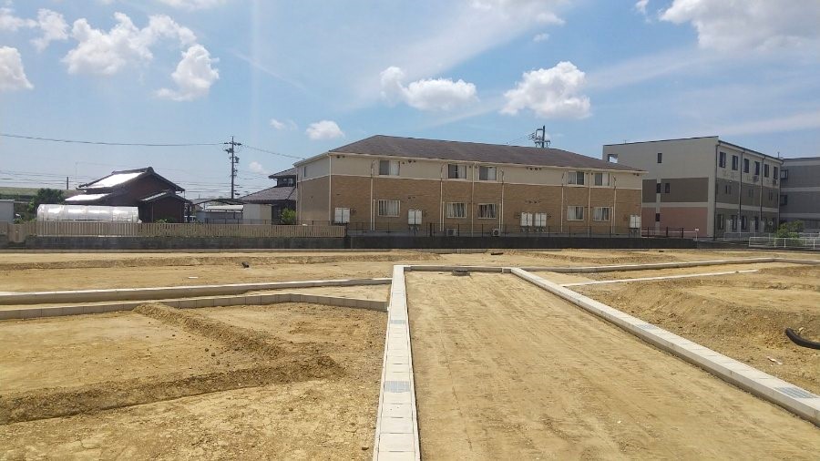 安城市二本木町　住宅用地　完成近く２