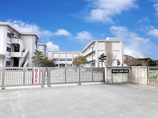 福岡小学校